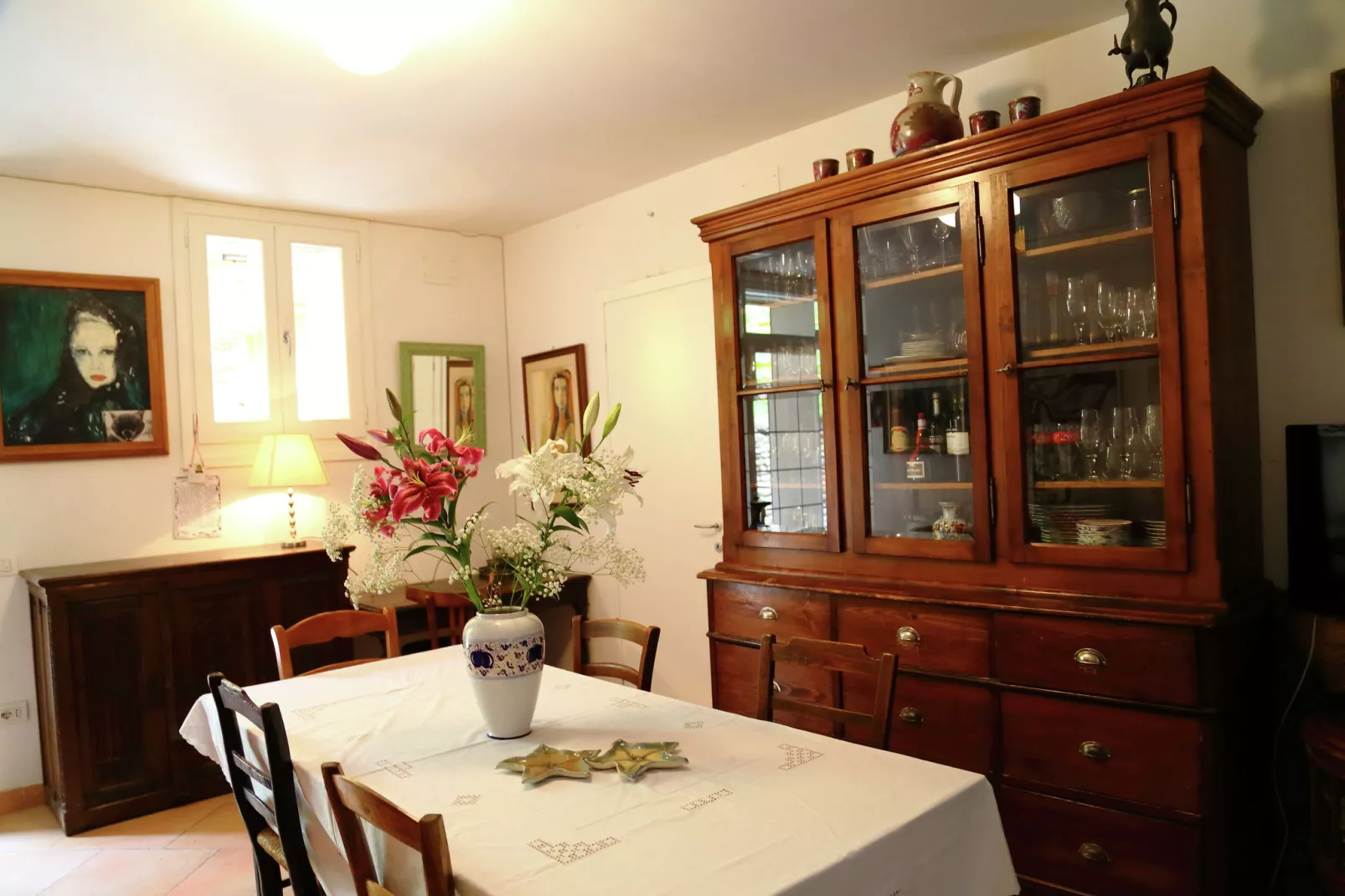 Appartamento Le Rondini-Dining room