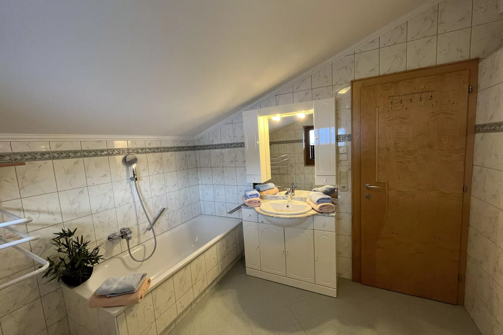Ferienwohnungen Johann und Eva-Bathroom