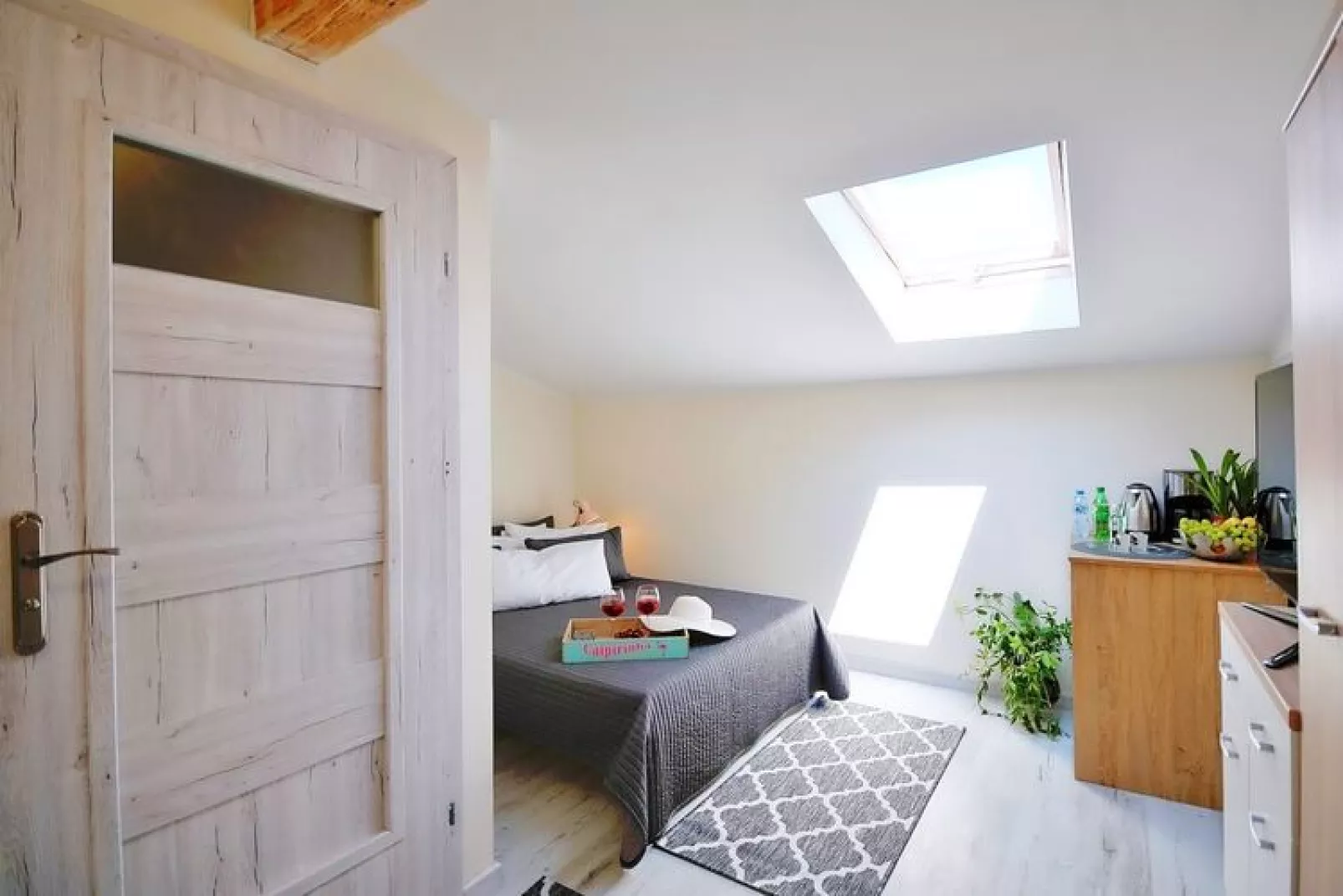 Studio 2-osobowe nr 4 20 m2 na poddaszu Ustronie Morskie-Indoor