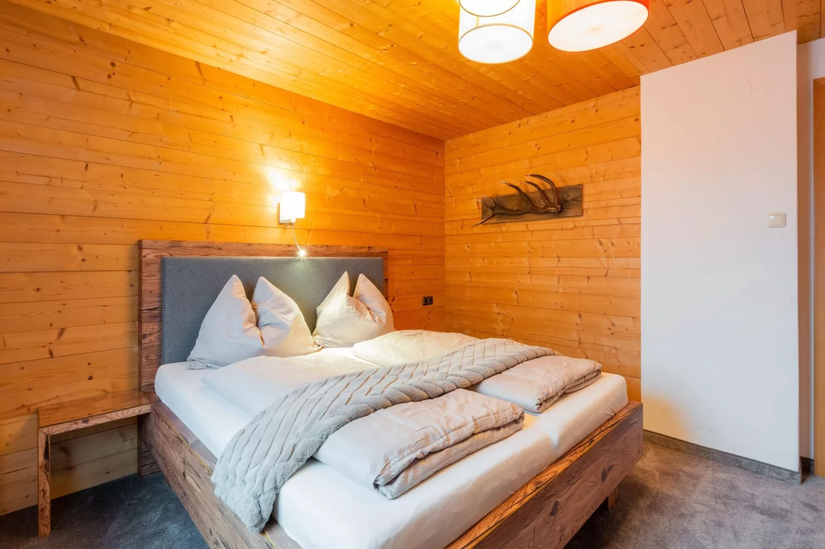 Eileen I-Bedroom