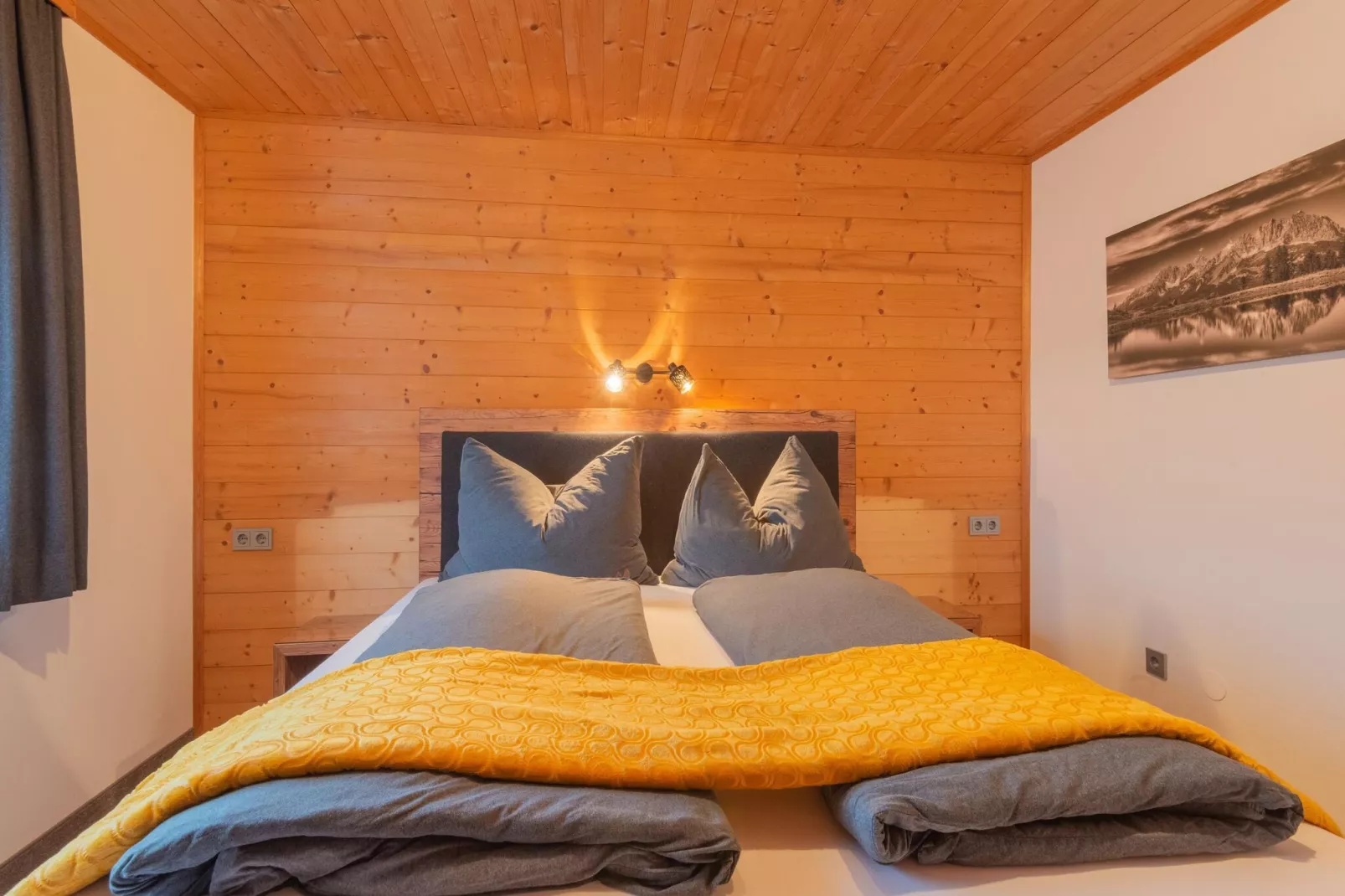 Eileen II-Bedroom