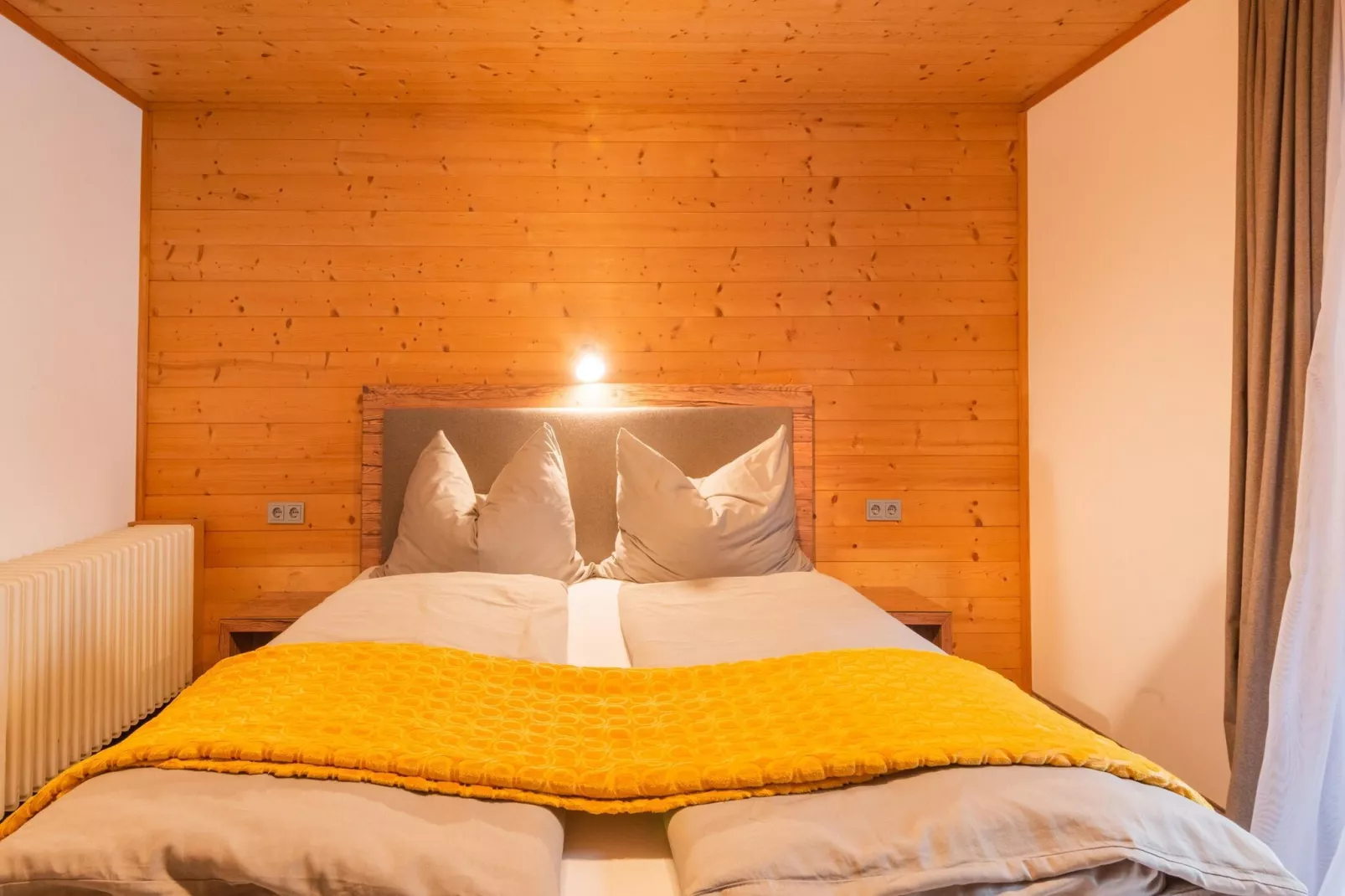 Eileen II-Bedroom