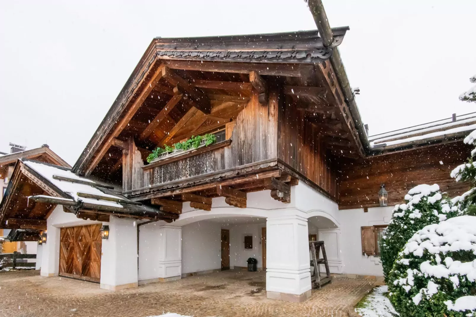 Luxury-Chalet in St Johann in Tirol-Exterior winter
