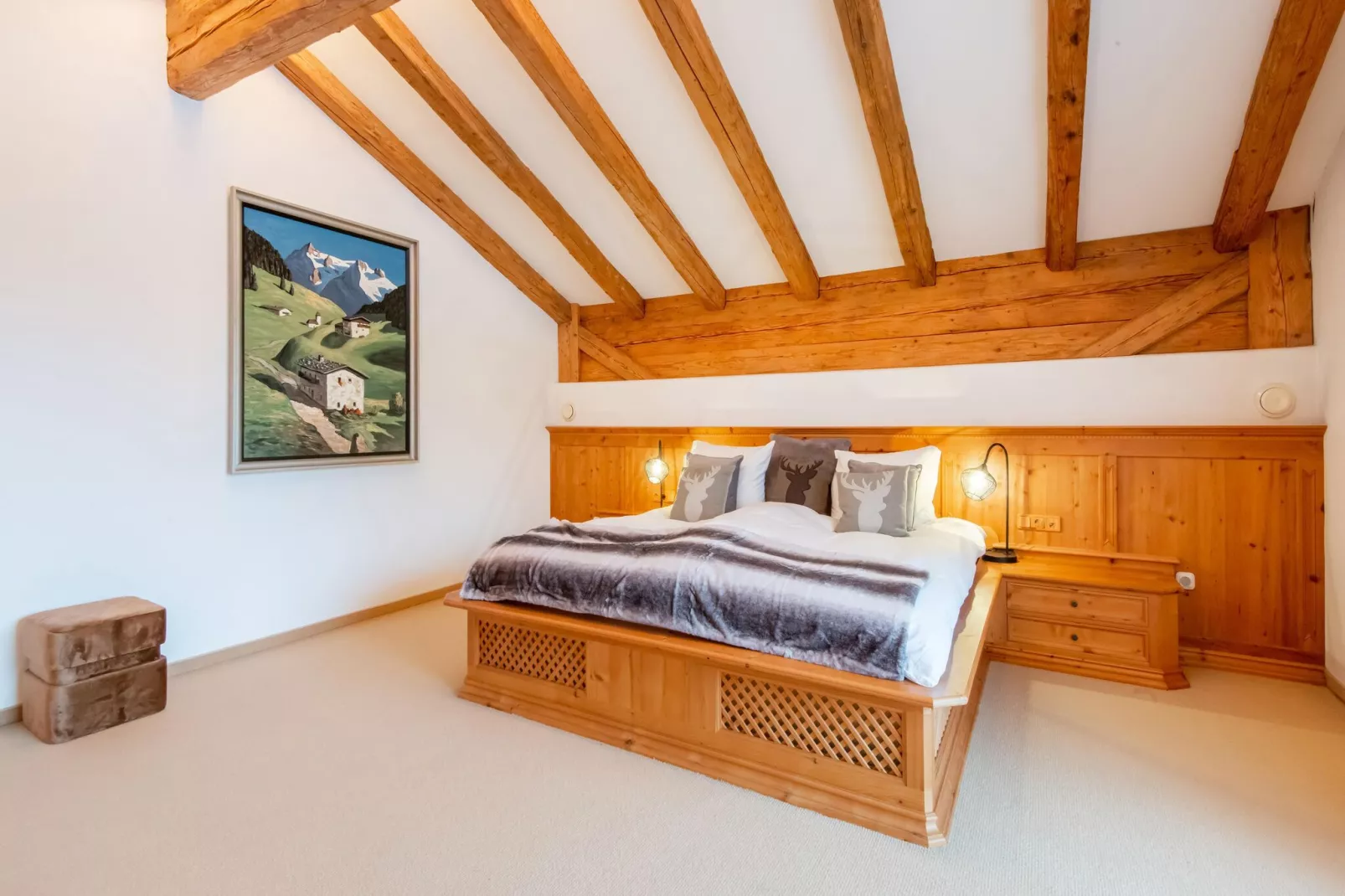 Luxury-Chalet in St Johann in Tirol-Bedroom