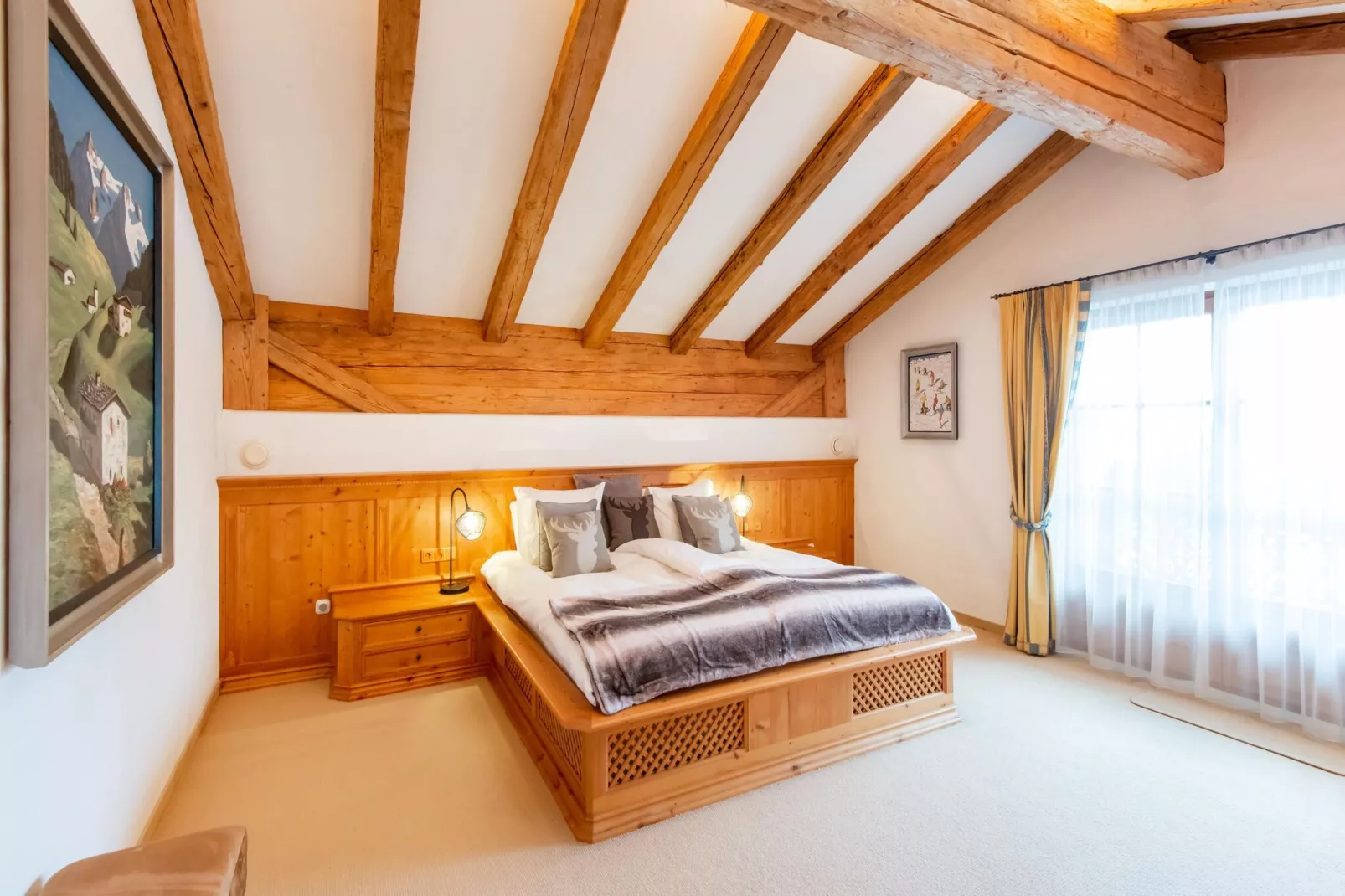 Luxury-Chalet in St Johann in Tirol-Bedroom