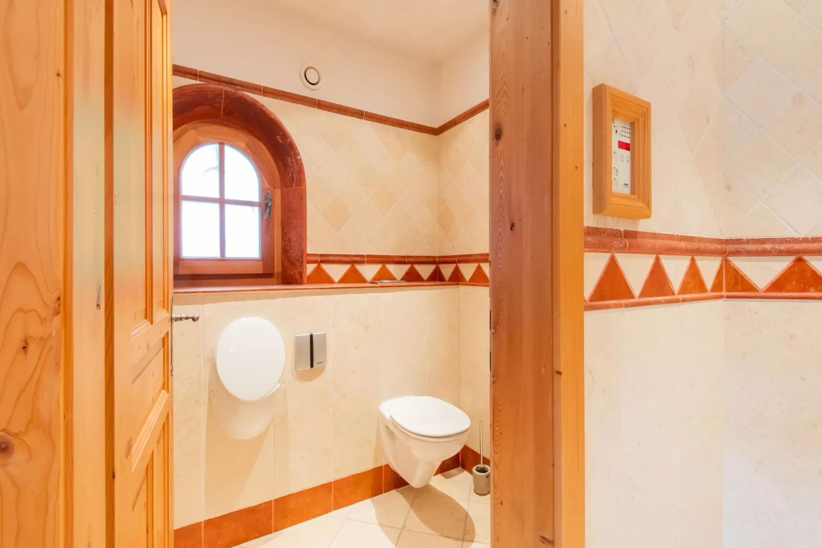 Luxury-Chalet in St Johann in Tirol-Bathroom