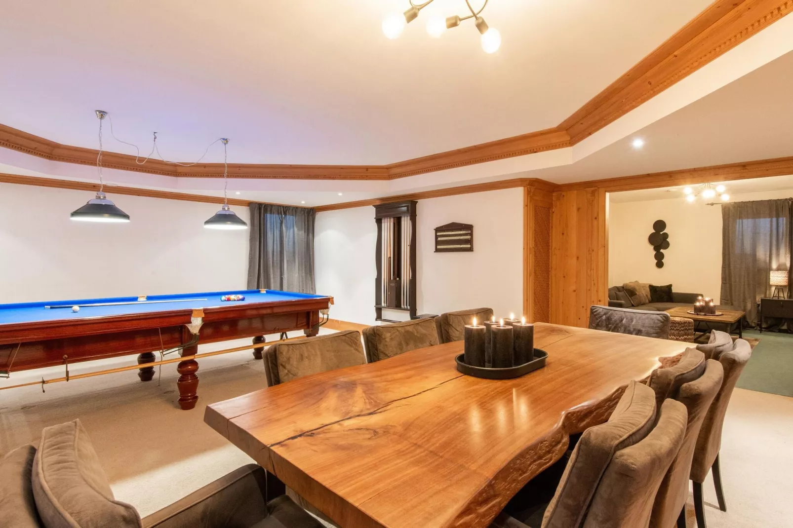 Luxury-Chalet in St Johann in Tirol-Recreation room