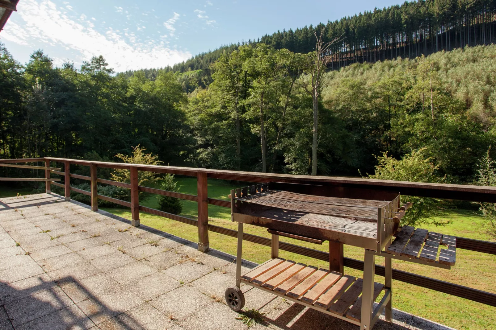 Les Princes-Terrace balcony