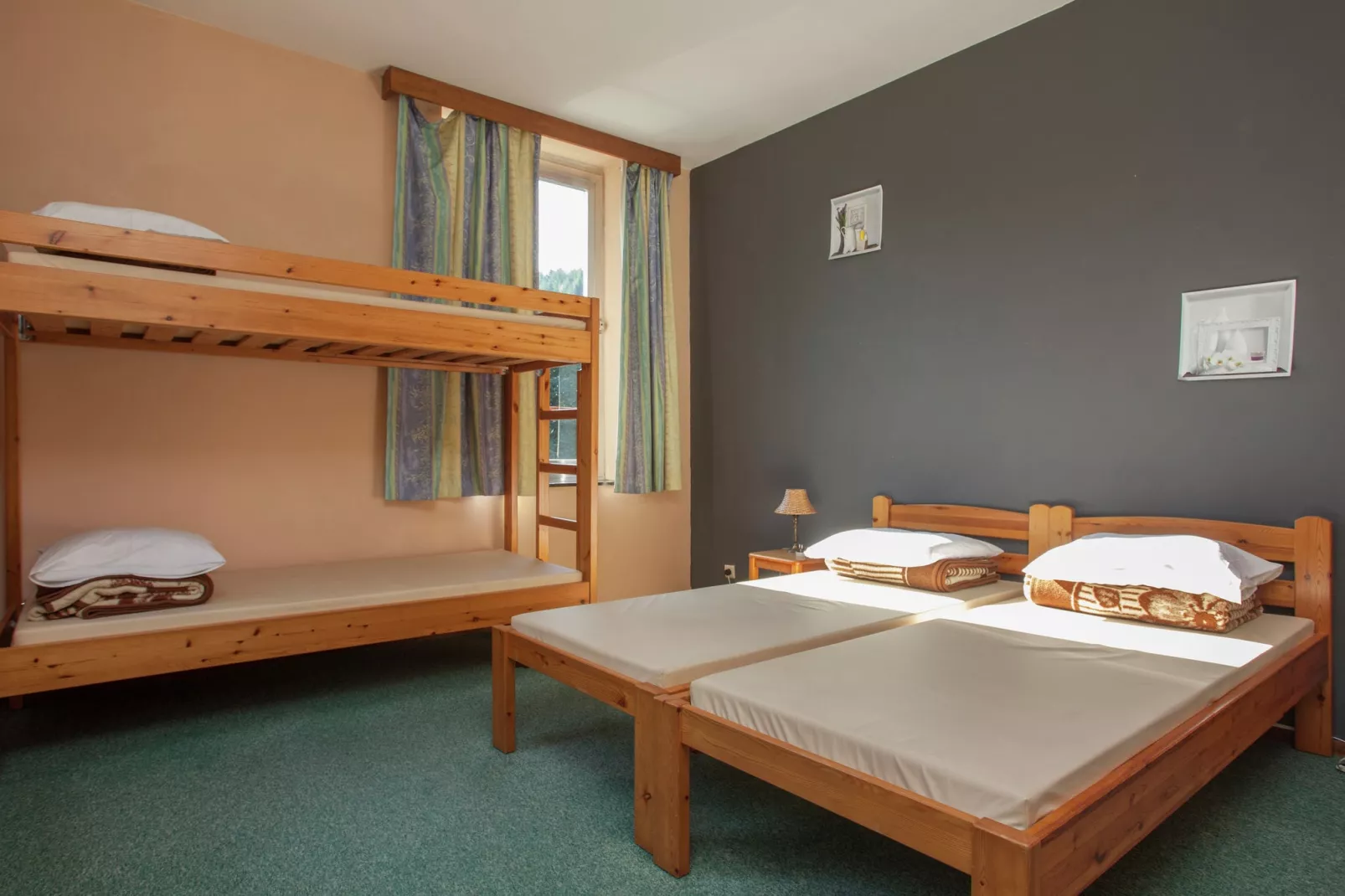 Les Princes-Bedroom