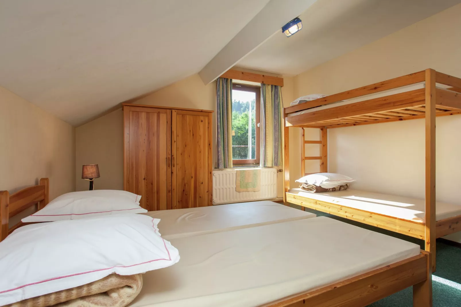 Les Princes-Bedroom