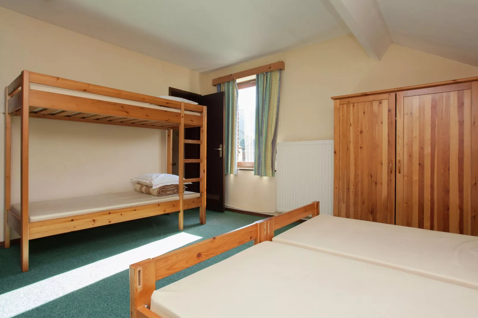 Les Princes-Bedroom