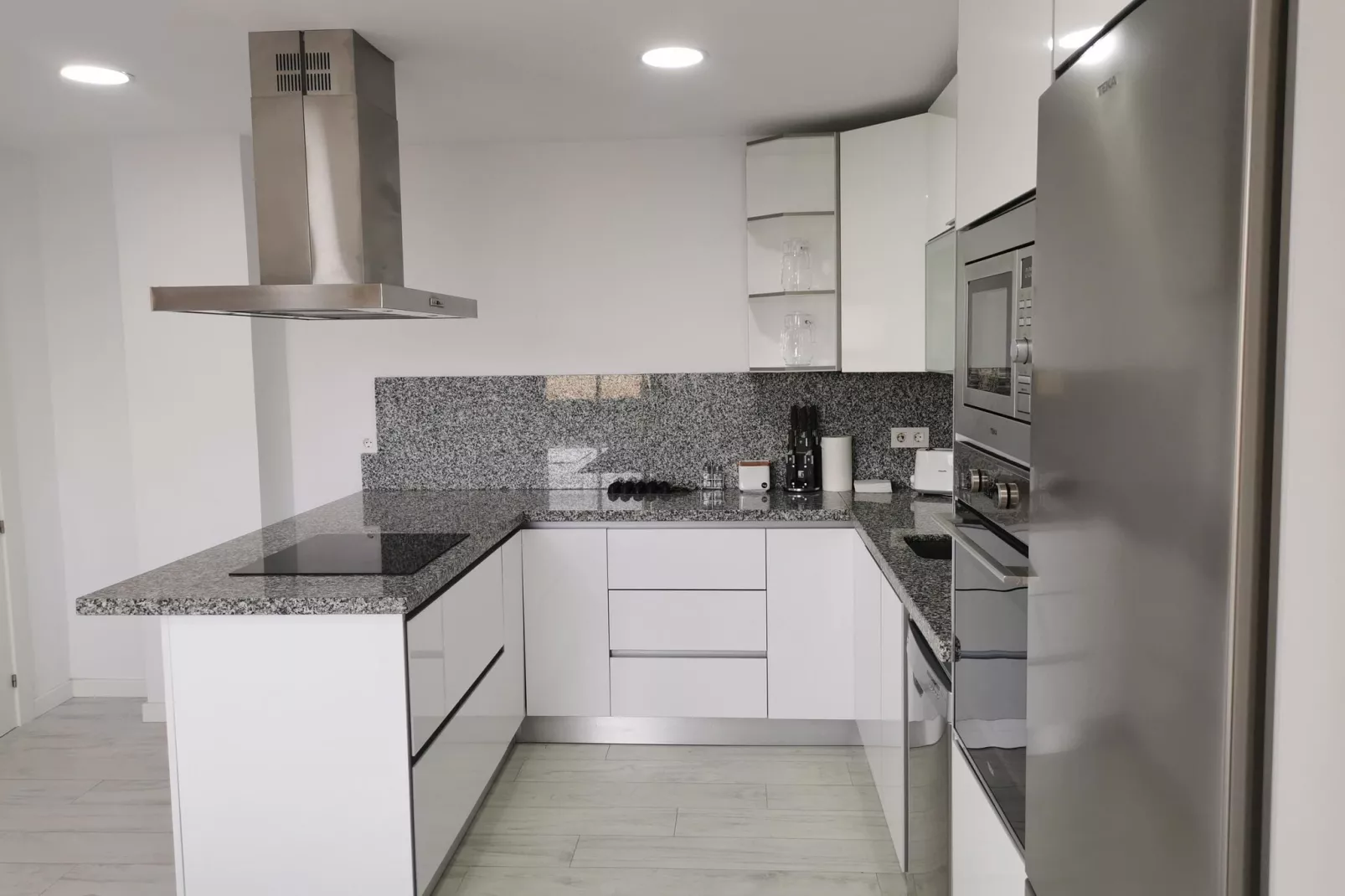 Villa Playa & Golf III-Kitchen