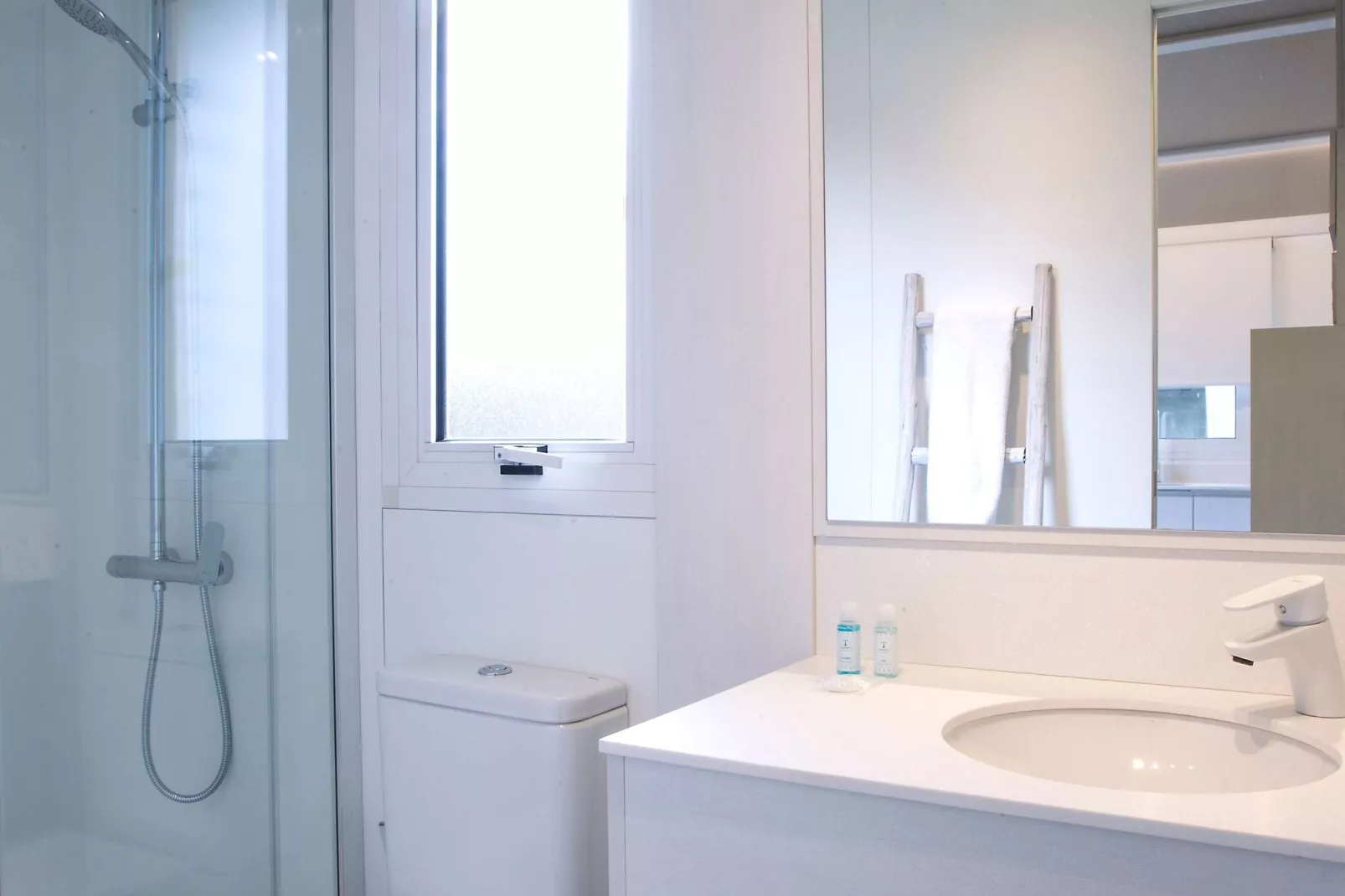 Tamarit Park Resort 1 THALASSA-Bathroom