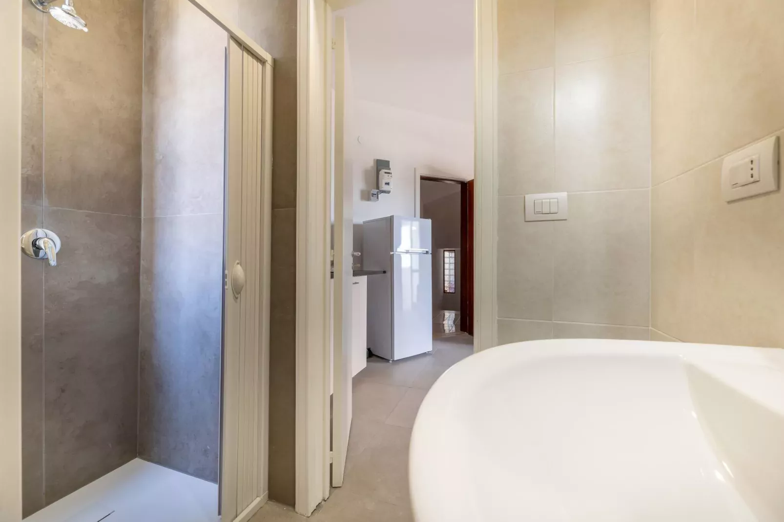 Baia Verde 4 Vista Mare LT30-Bathroom