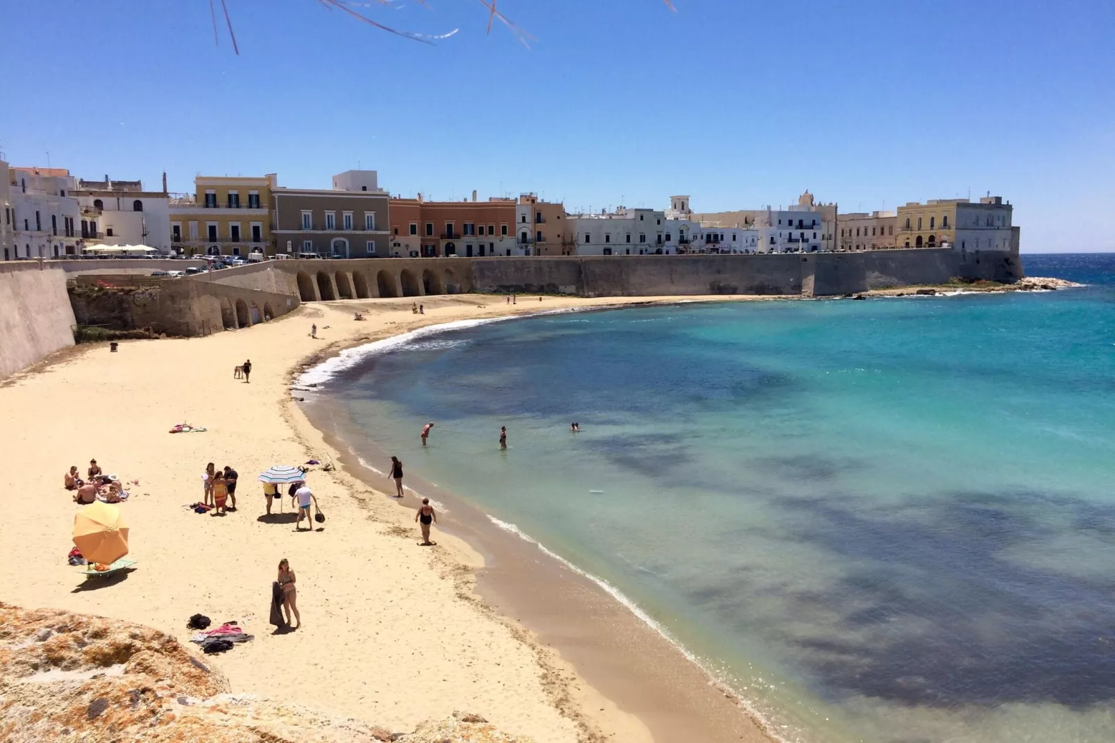 Baia Gallipoli-Zones d'été à 1 km