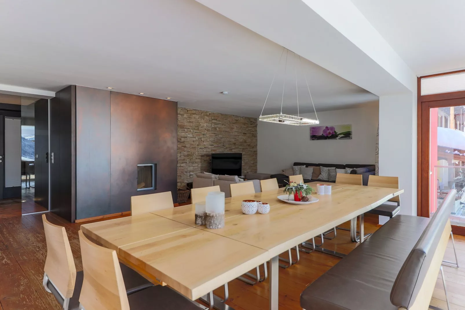 Haus Marigold / 16 pax-Esszimmer