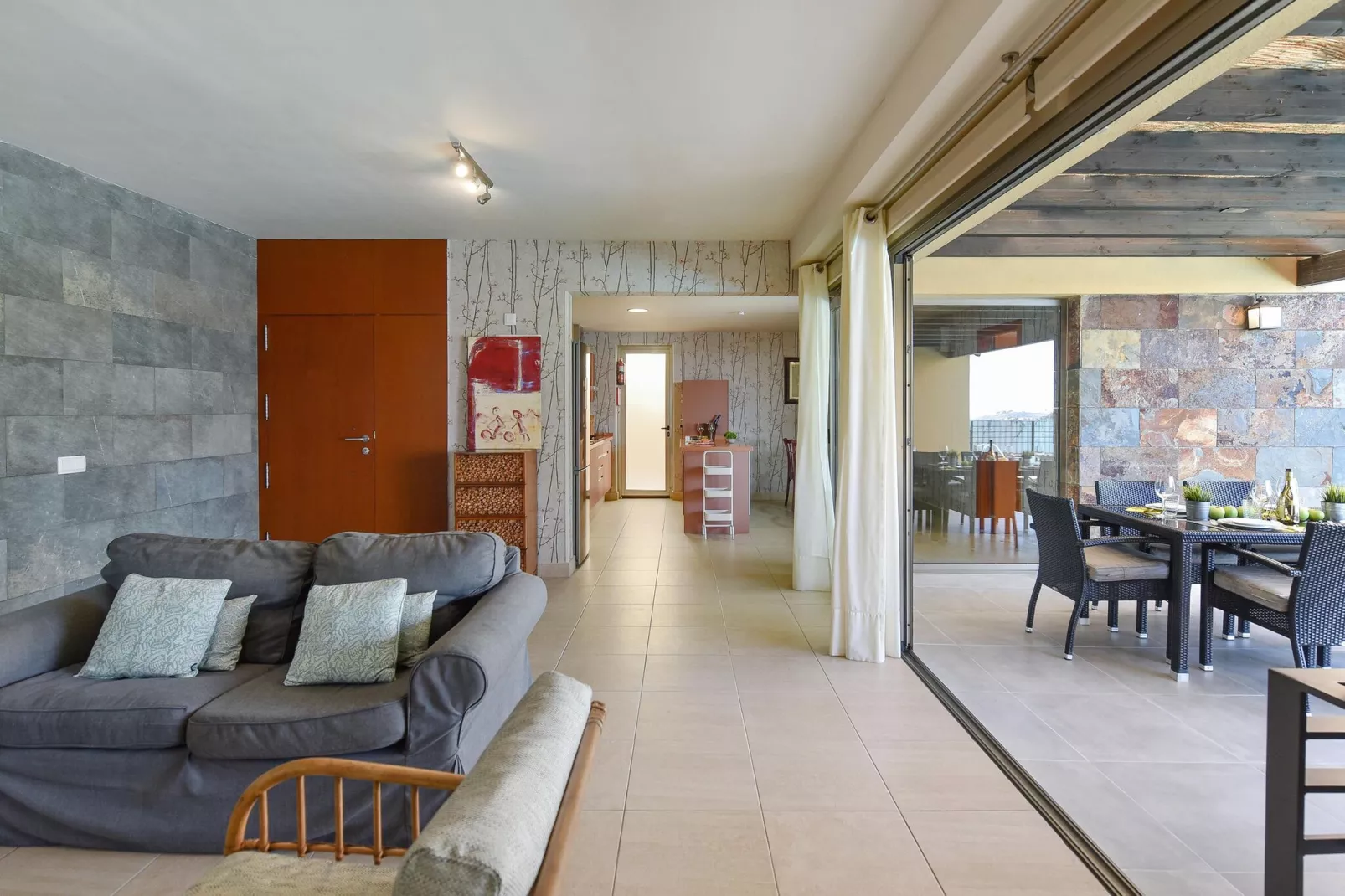 Par 4 Villa 18-Living room