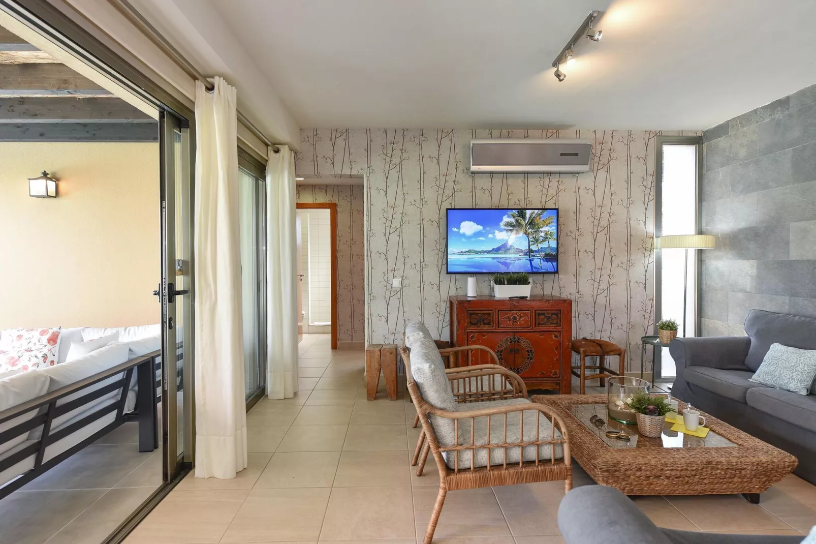 Par 4 Villa 18-Living room