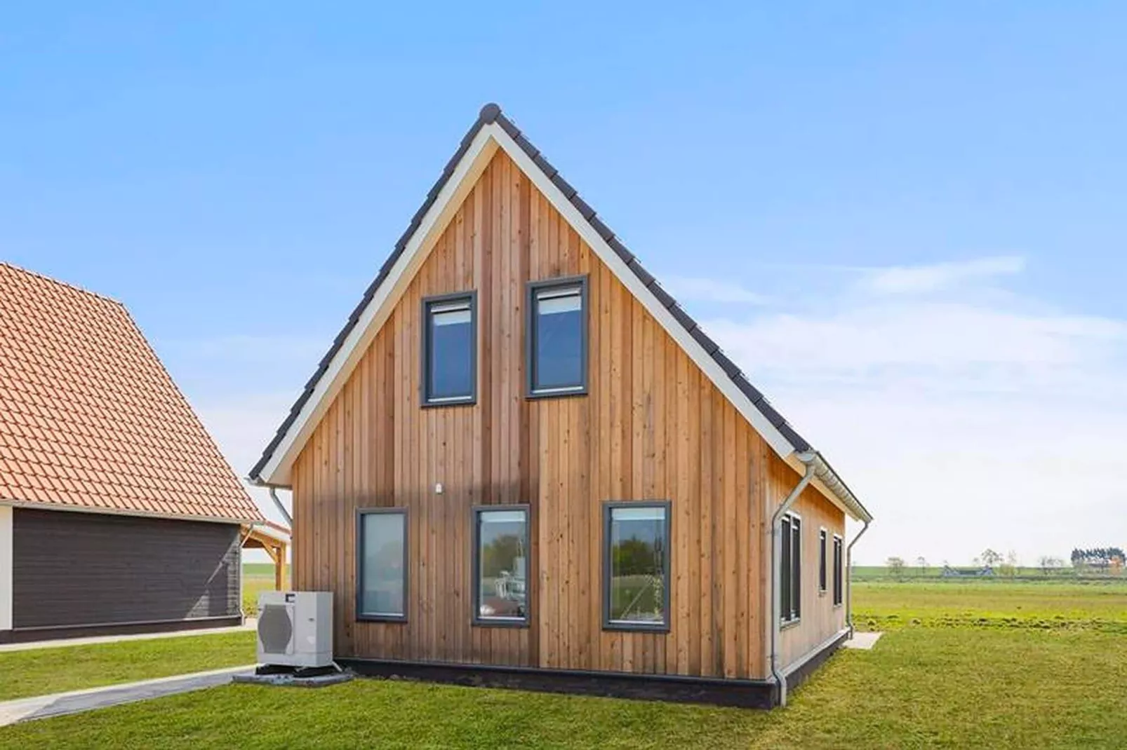 Wulpdal Huis Nr 51-Exterior summer
