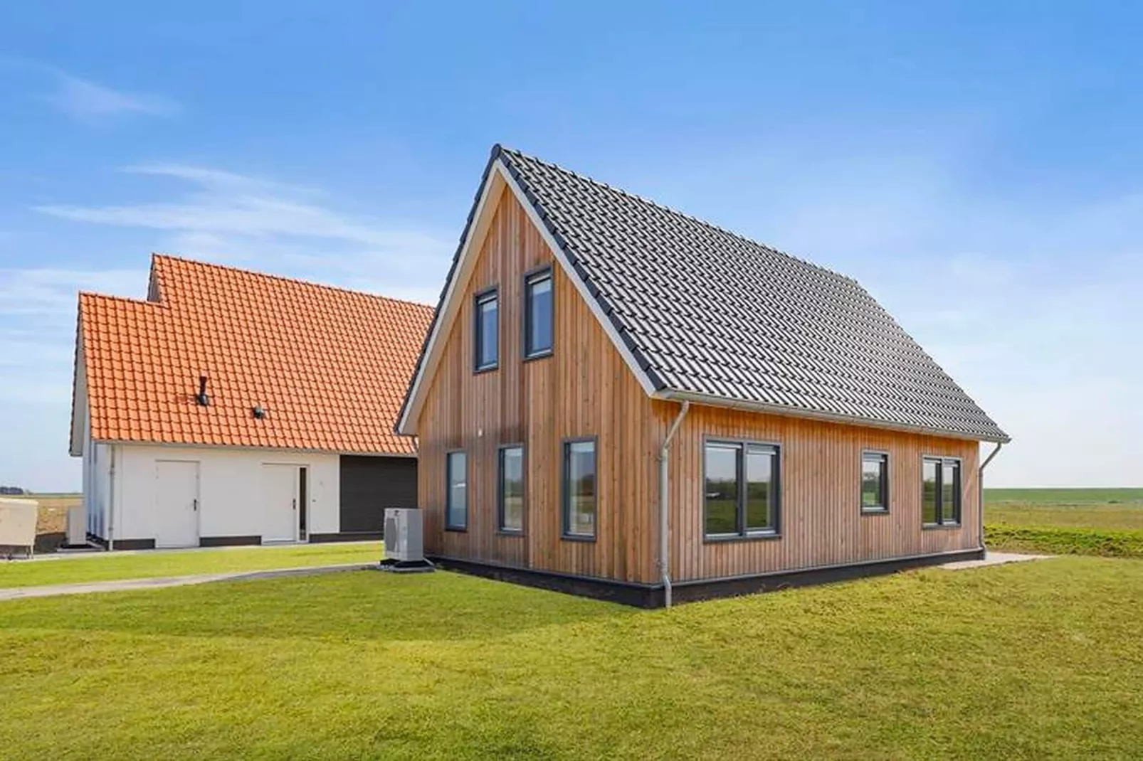 Wulpdal Huis Nr 51-Exterior summer