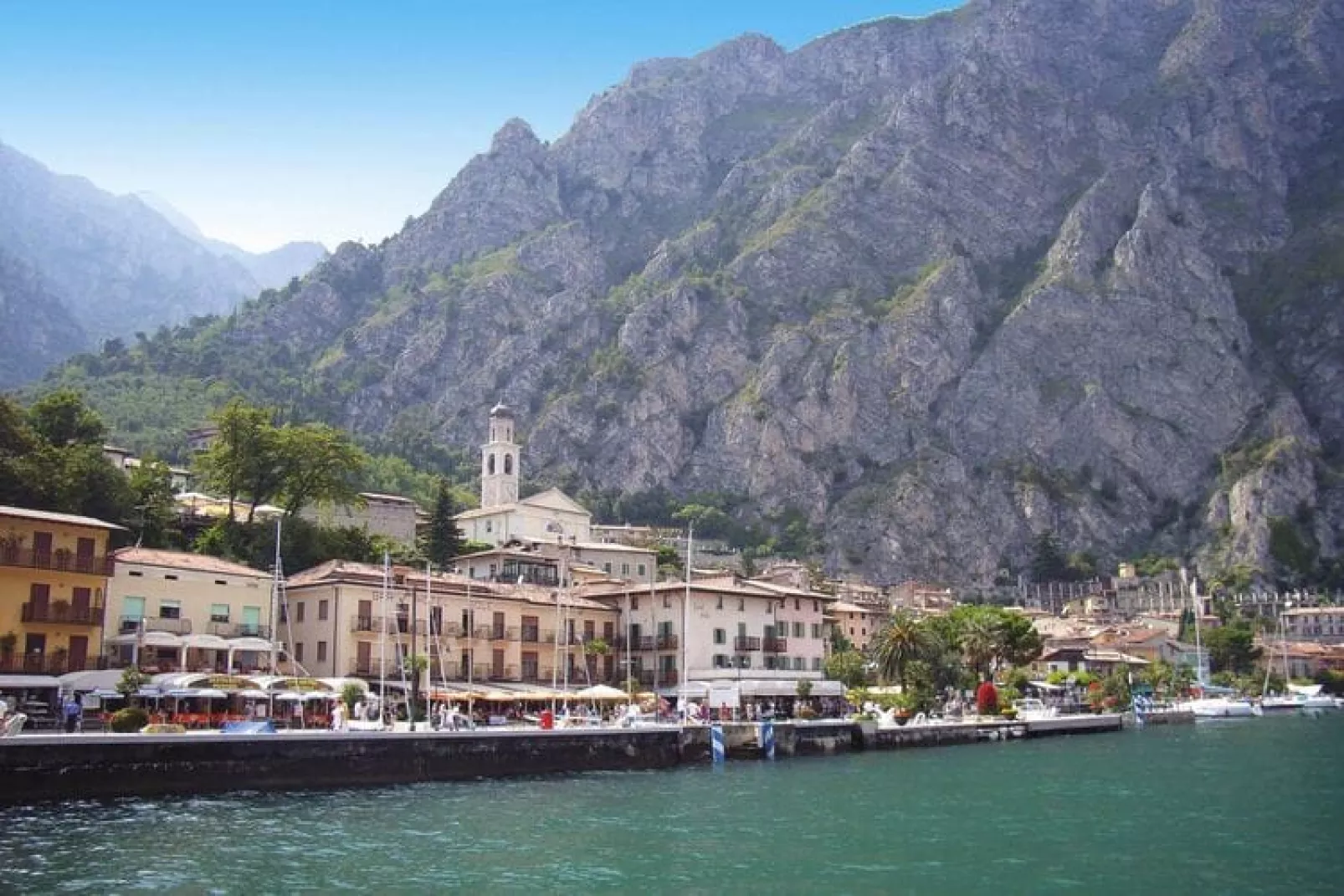 Residence Oasi, Limone sul Garda-bilo-View summer