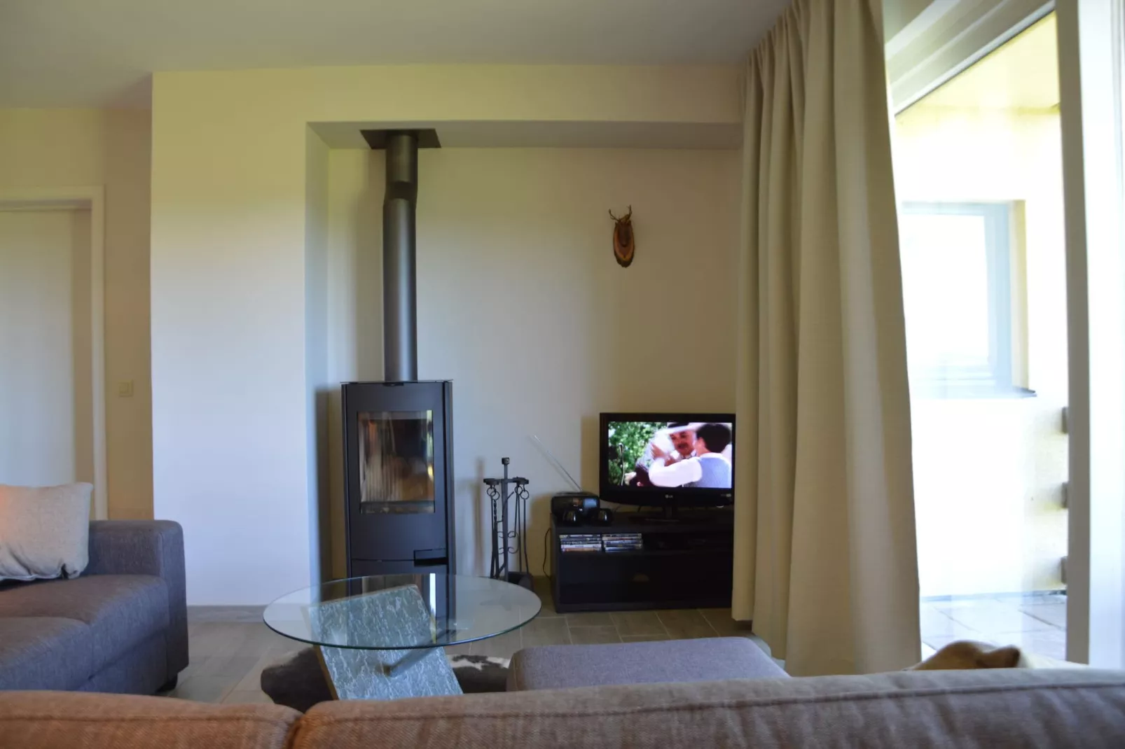 Les Chenets-Living room