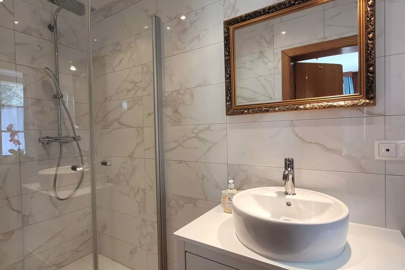 Apartment Hannelore A-Salle de bain
