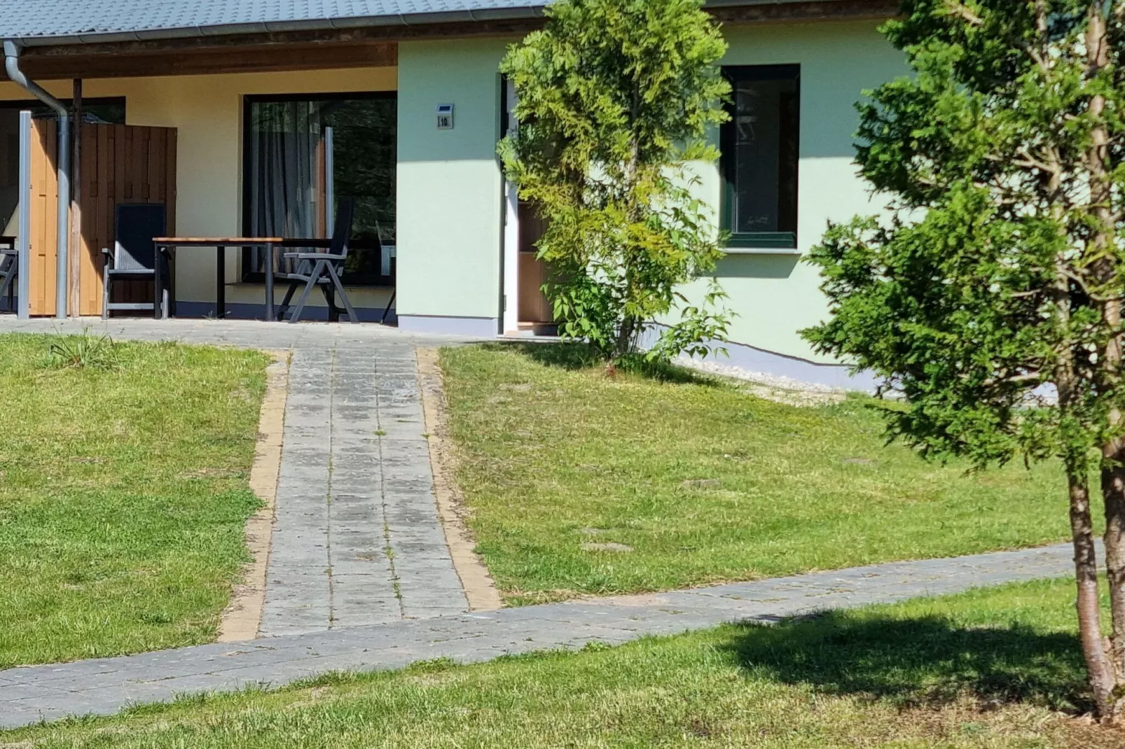 Reihenbungalow Nr 11 / Belegung 1-2 Personen-Exterior summer