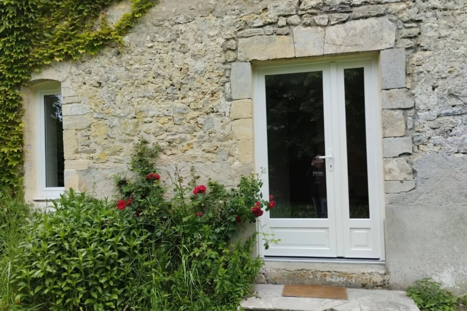 MAISON VIROLE-Vue d'été