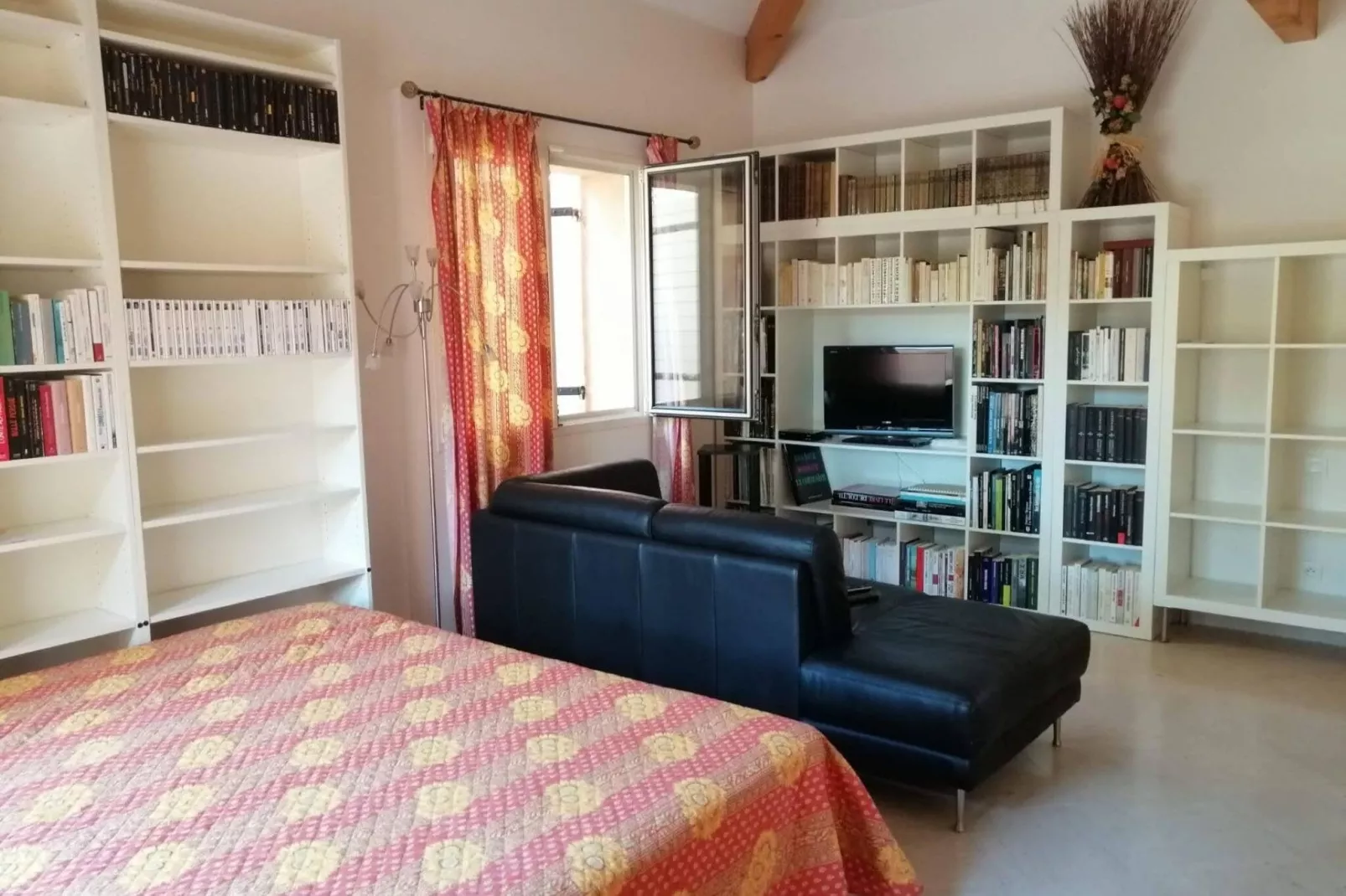 Villa Elvima-Living room