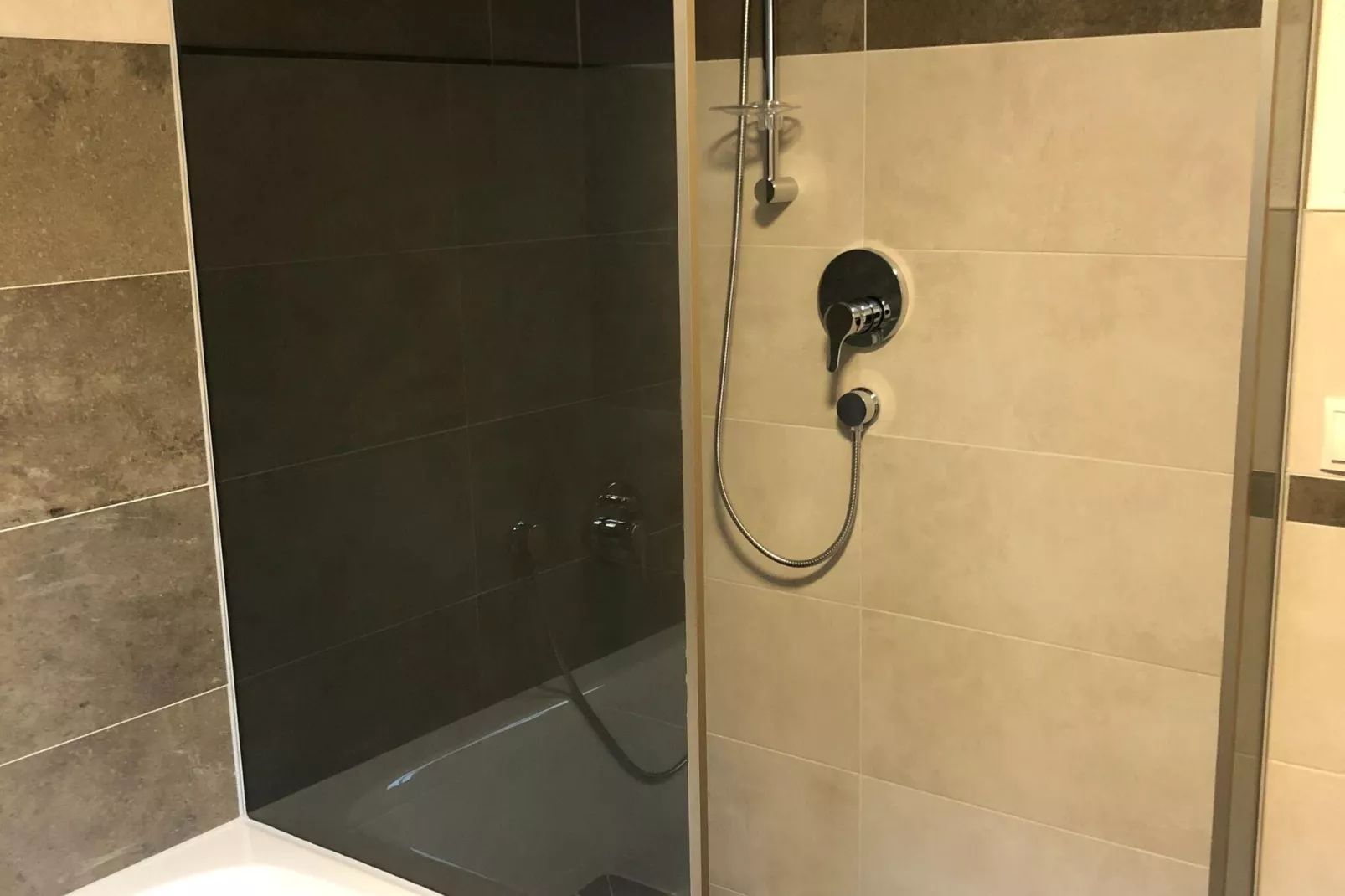 Bergappartement Schernthaner Tobadill-Bathroom