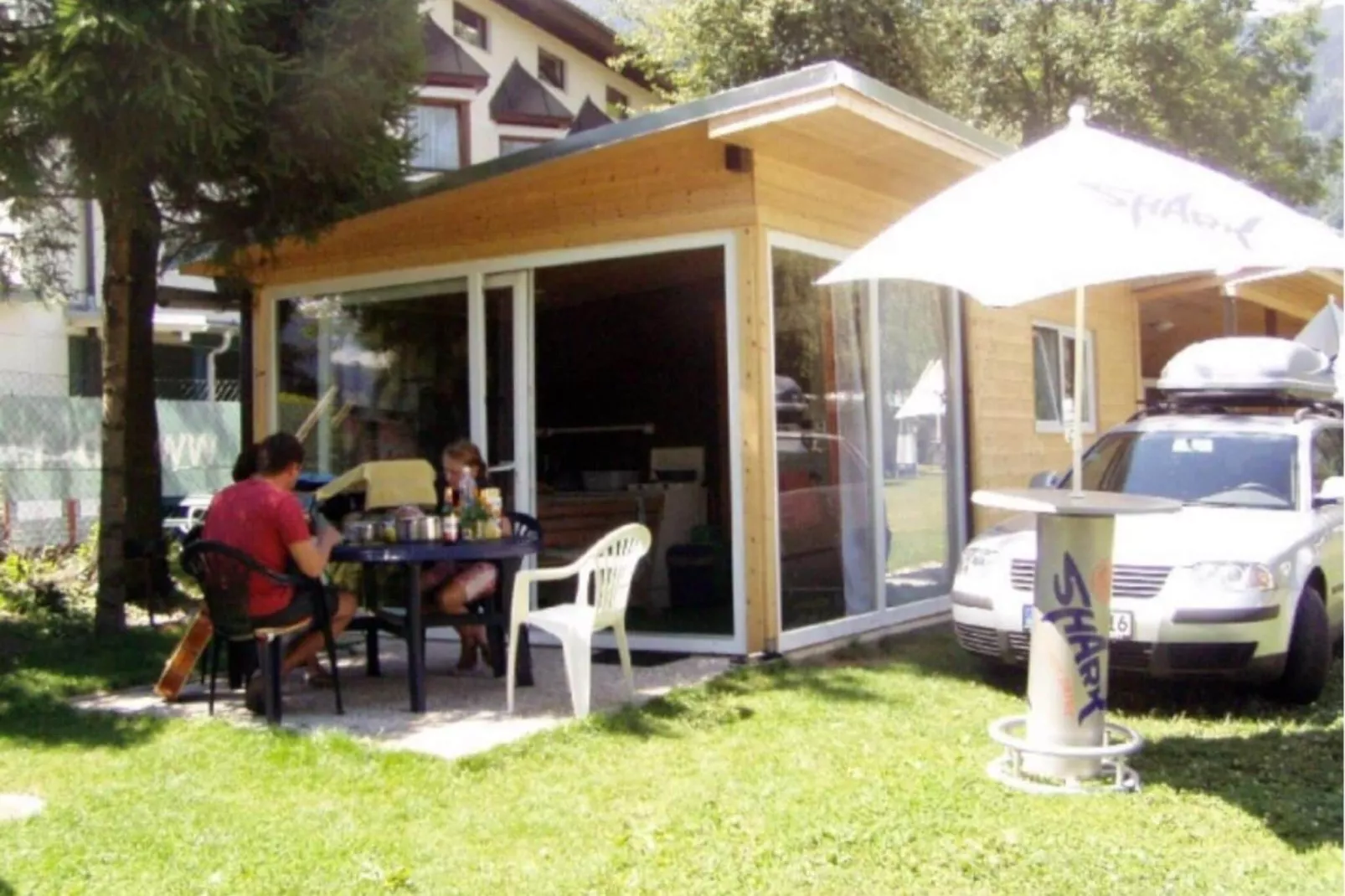 Blasge Bungalow 1-Außenbereich Sommer
