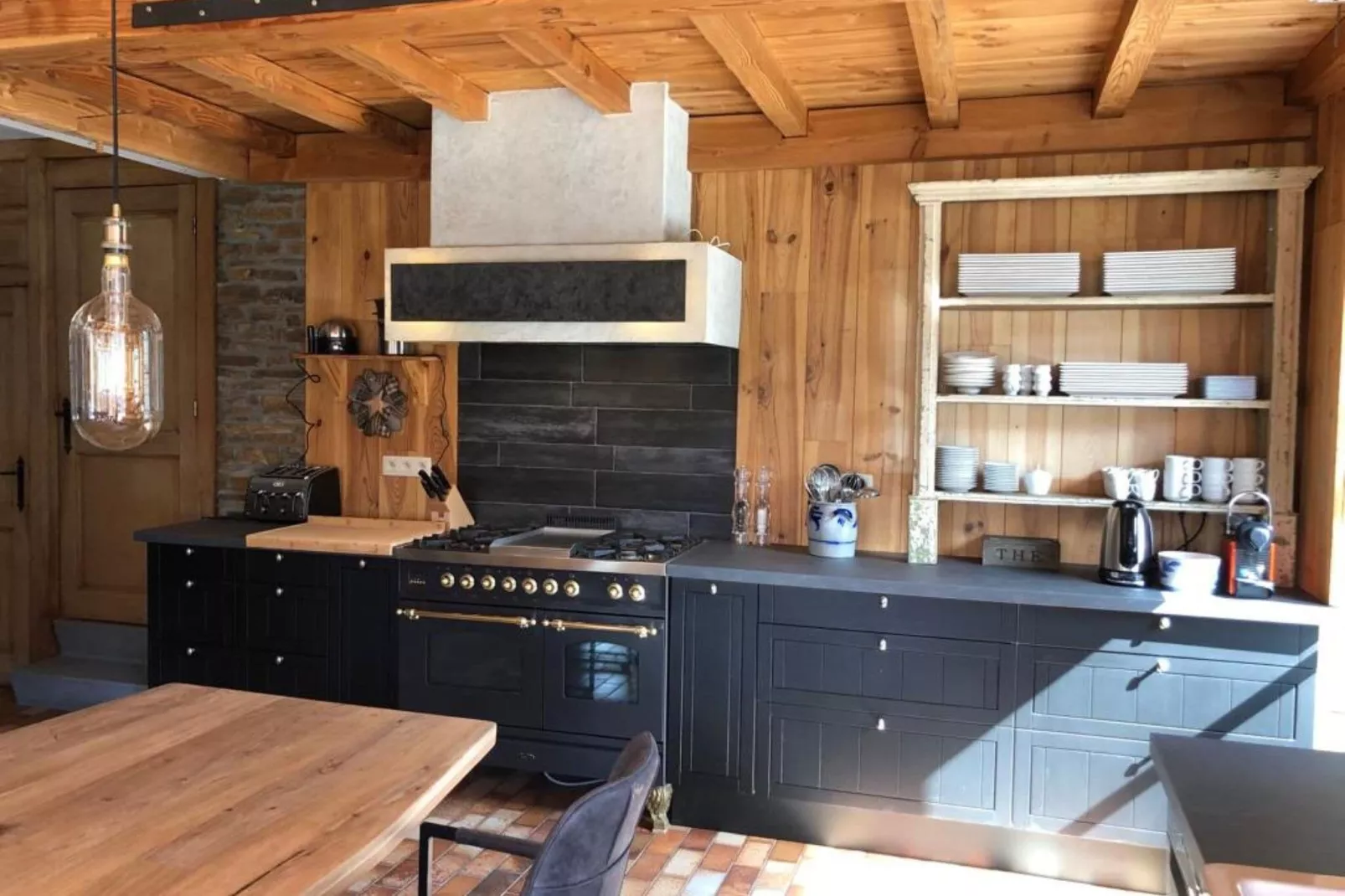 Leora Cocoon-Kitchen