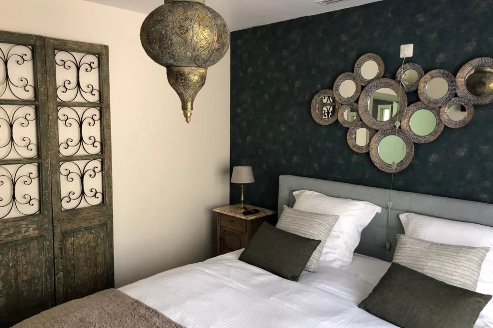 Leora Cocoon-Bedroom