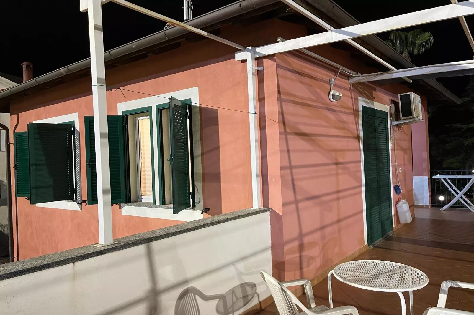 Appartamento 1 al piano 1-Terrace balcony