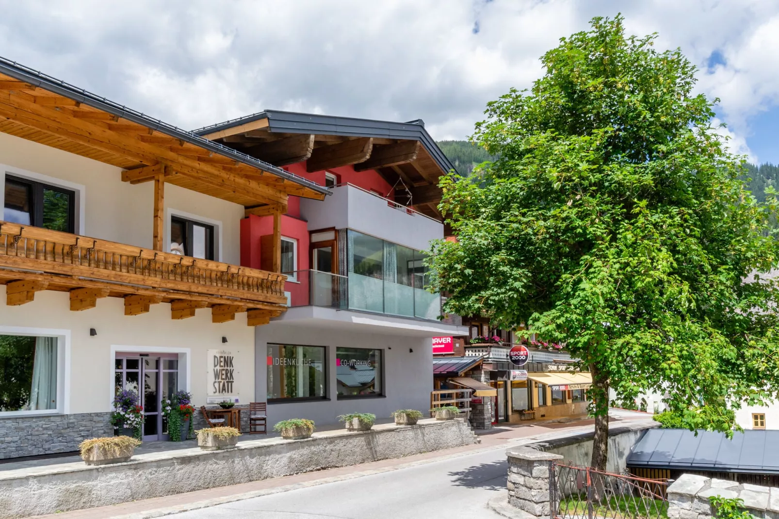 Haus Marigold / 16 pax-Außenbereich Sommer