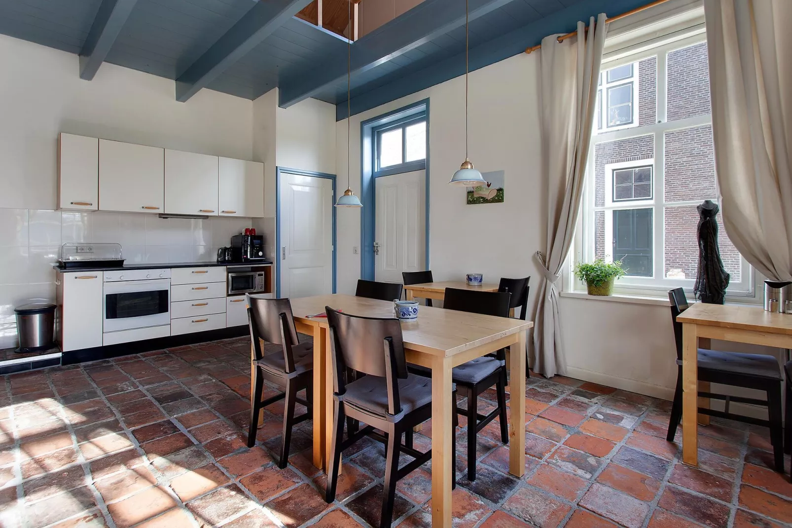 The Old Farmhouse-Kitchen