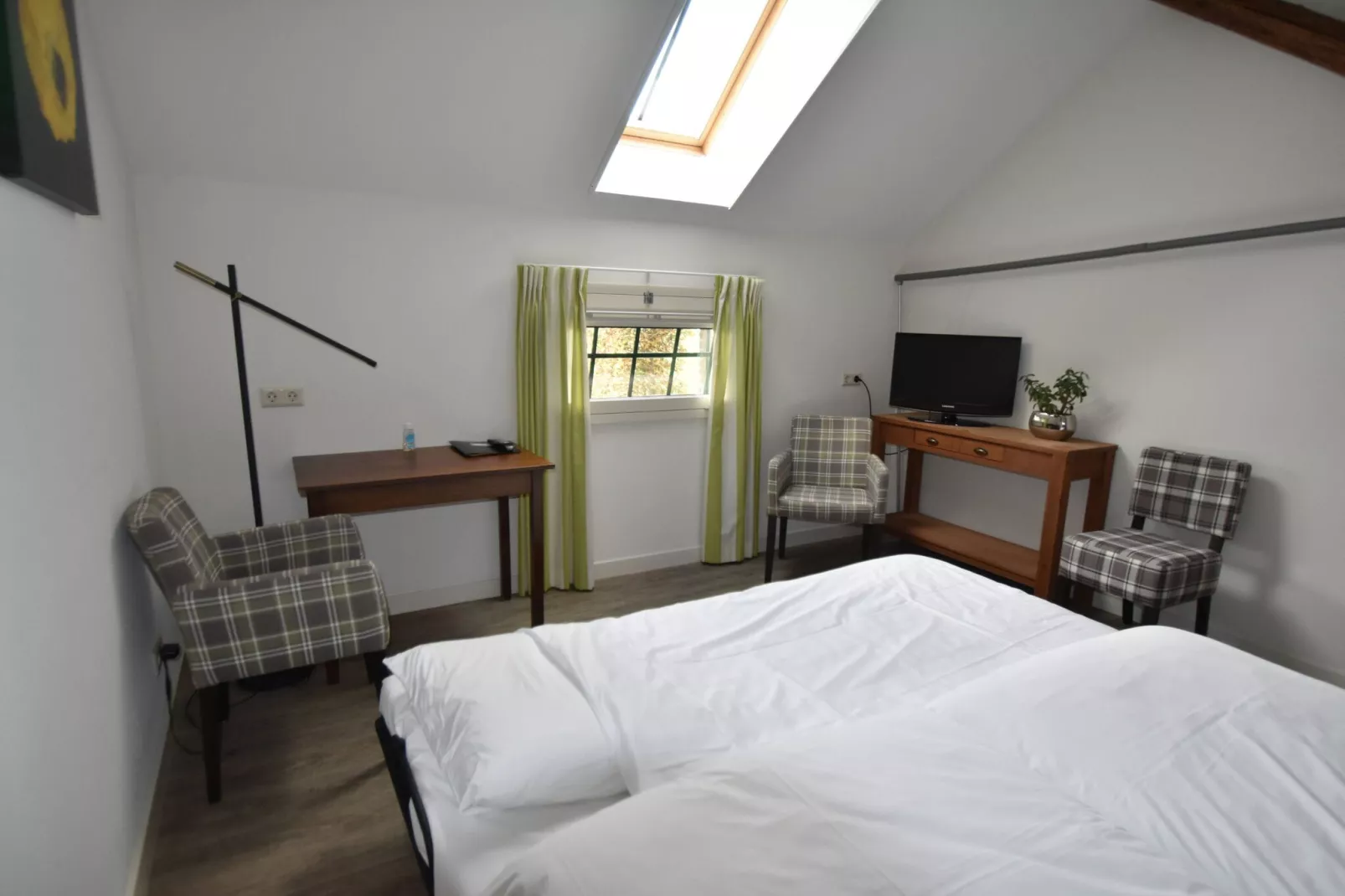 The Old Farmhouse-Bedroom