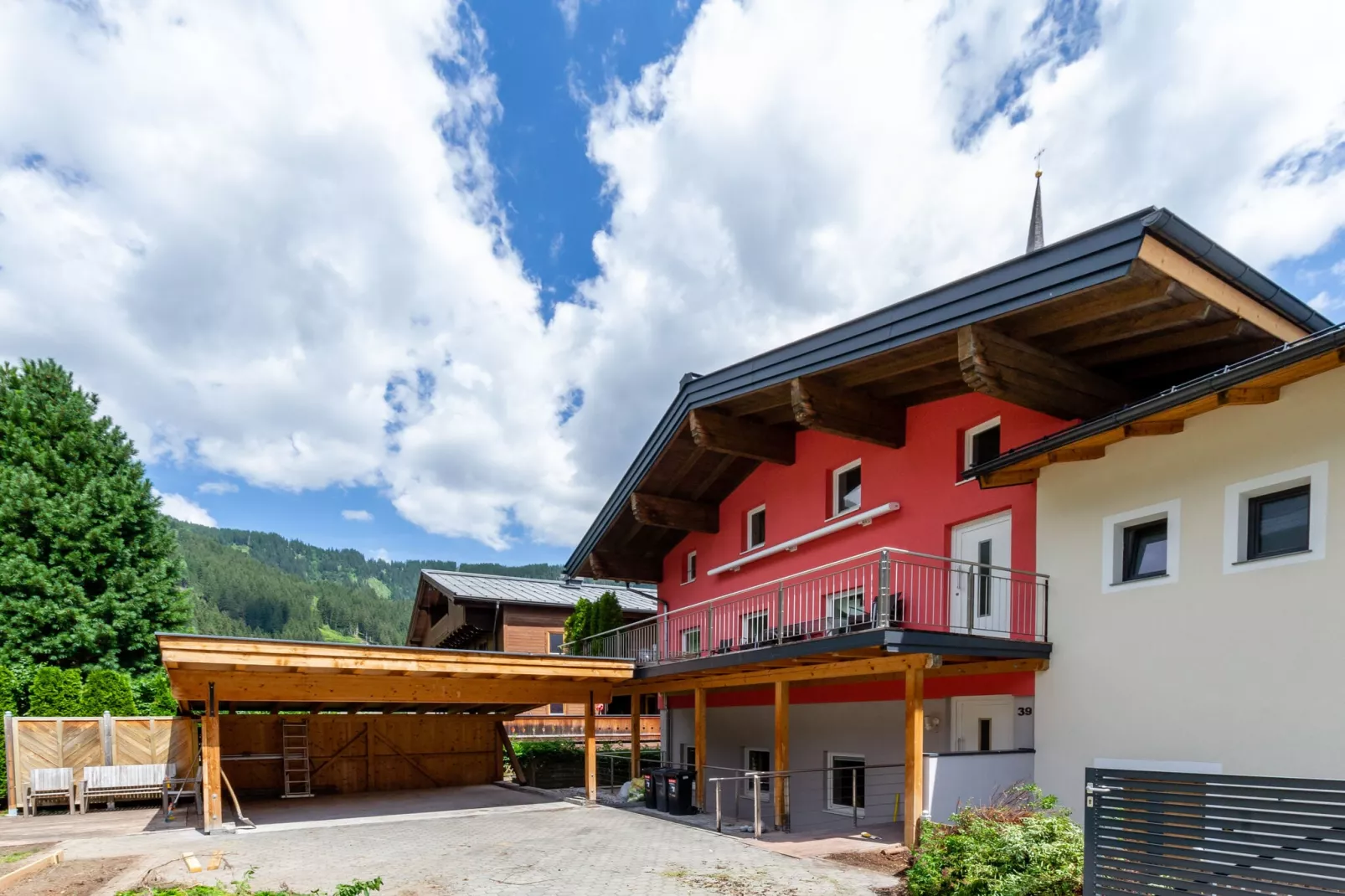 Haus Marigold / 16 pax-Außenbereich Sommer