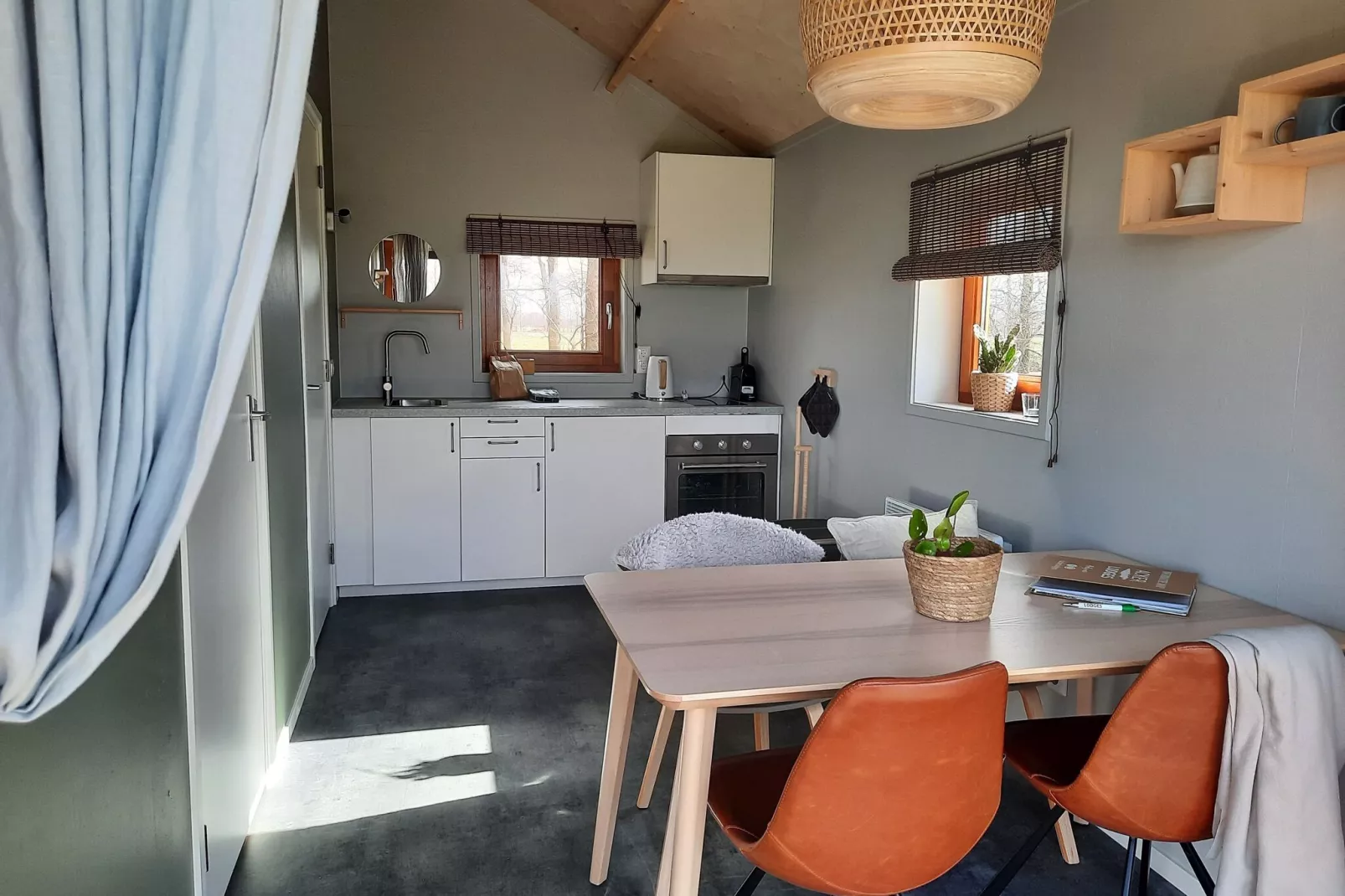 Acker Lodges 3-Cuisine