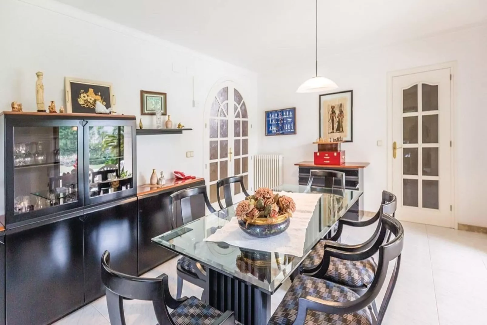 Casa con piscina y jardín L'Escala-Esszimmer