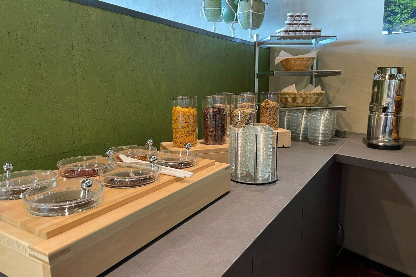 Appartement Bernhard Typ A Standard-Ambiente
