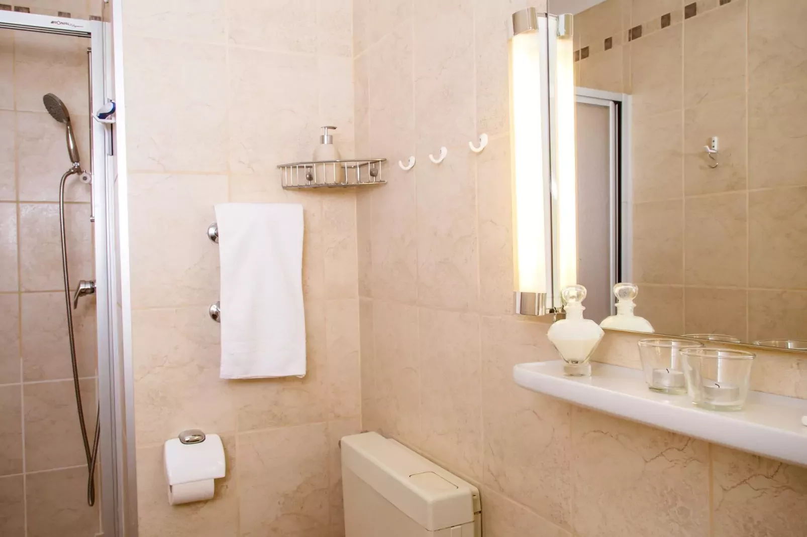 Appartement Marianne Typ B Komfort-Bathroom
