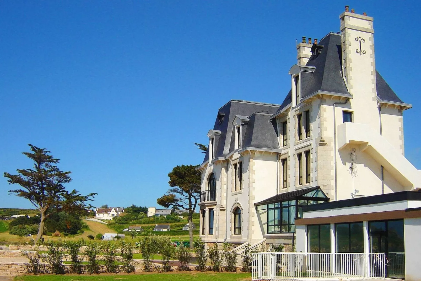 Résidence Domaine des Roches Jaunes 3-Außenbereich Sommer