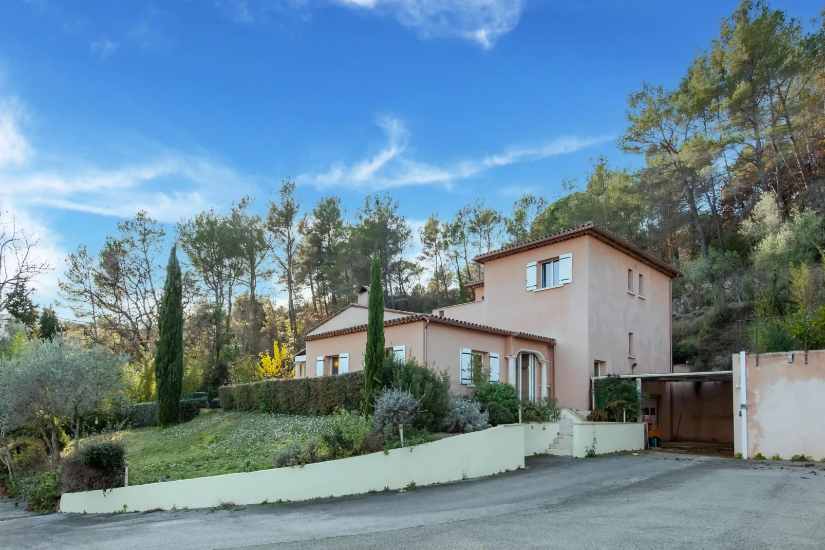 Villa Elvima-Exterior summer