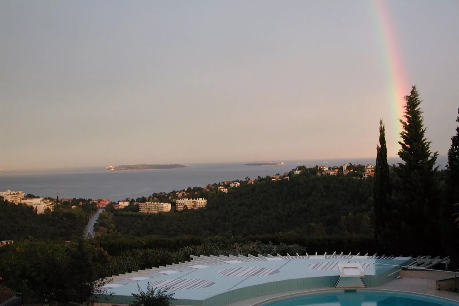 Appartement dans Villa Mandelieu la Napoule-Aussicht Sommer