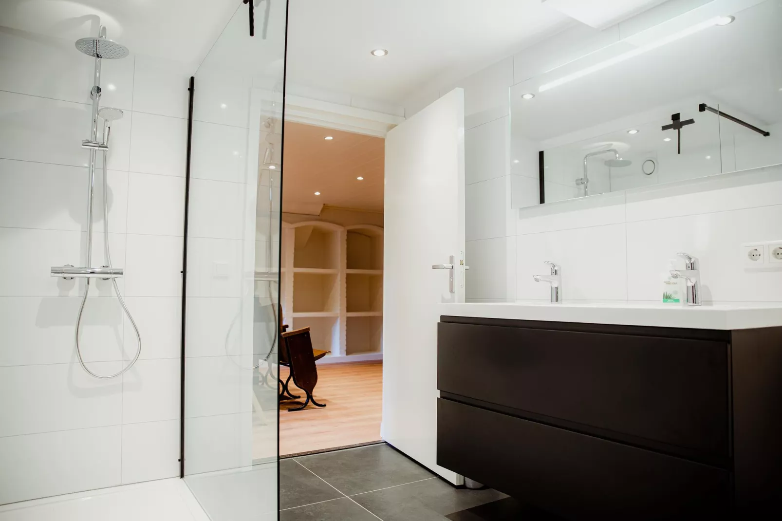 Dorpswoning Het Jagershuis-Bathroom