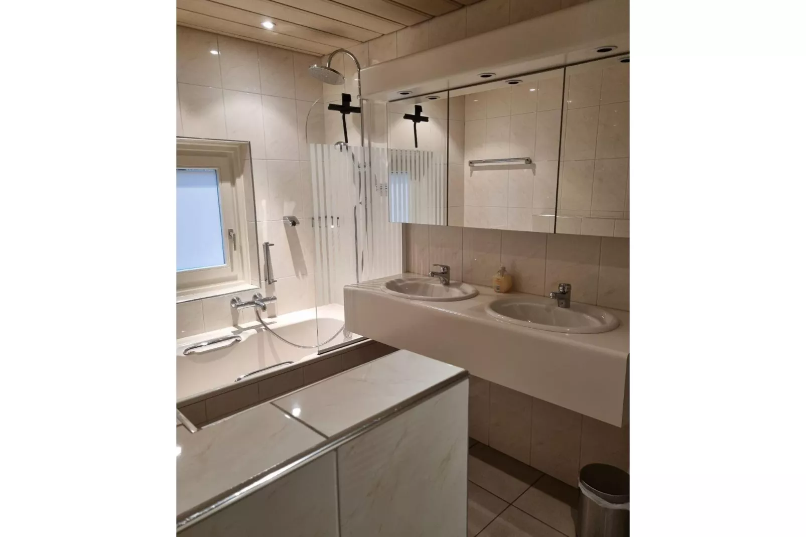 Dorpswoning Het Jagershuis-Bathroom