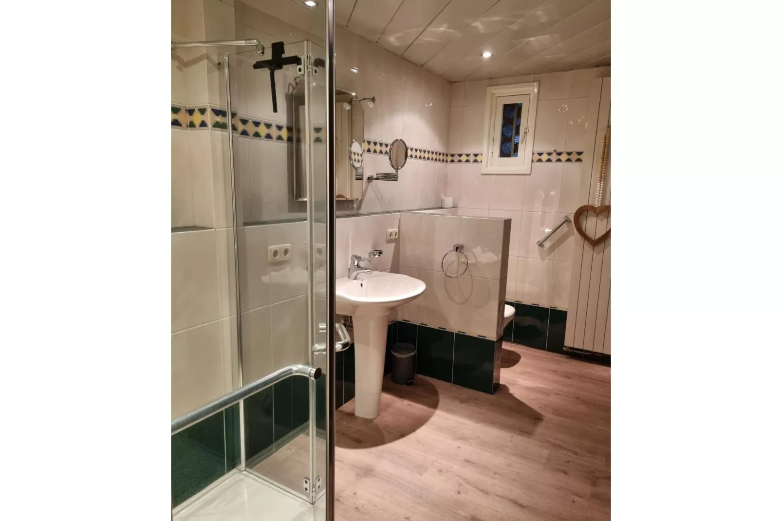 Dorpswoning Het Jagershuis-Bathroom