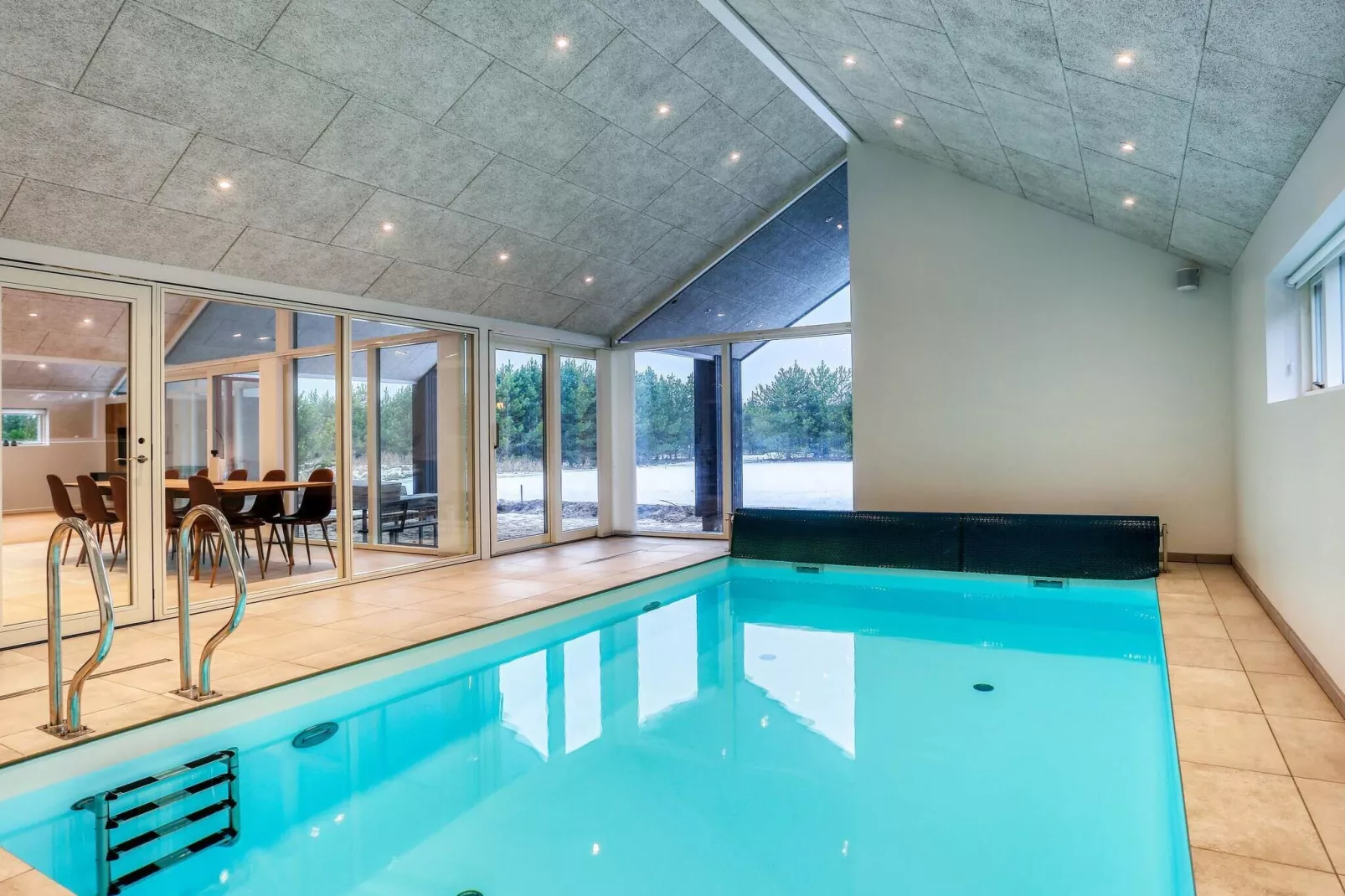 10 person holiday home in Jerup-By Traum-Swimming pool